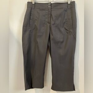 DKNY Golf Capris, Size 8, Like new